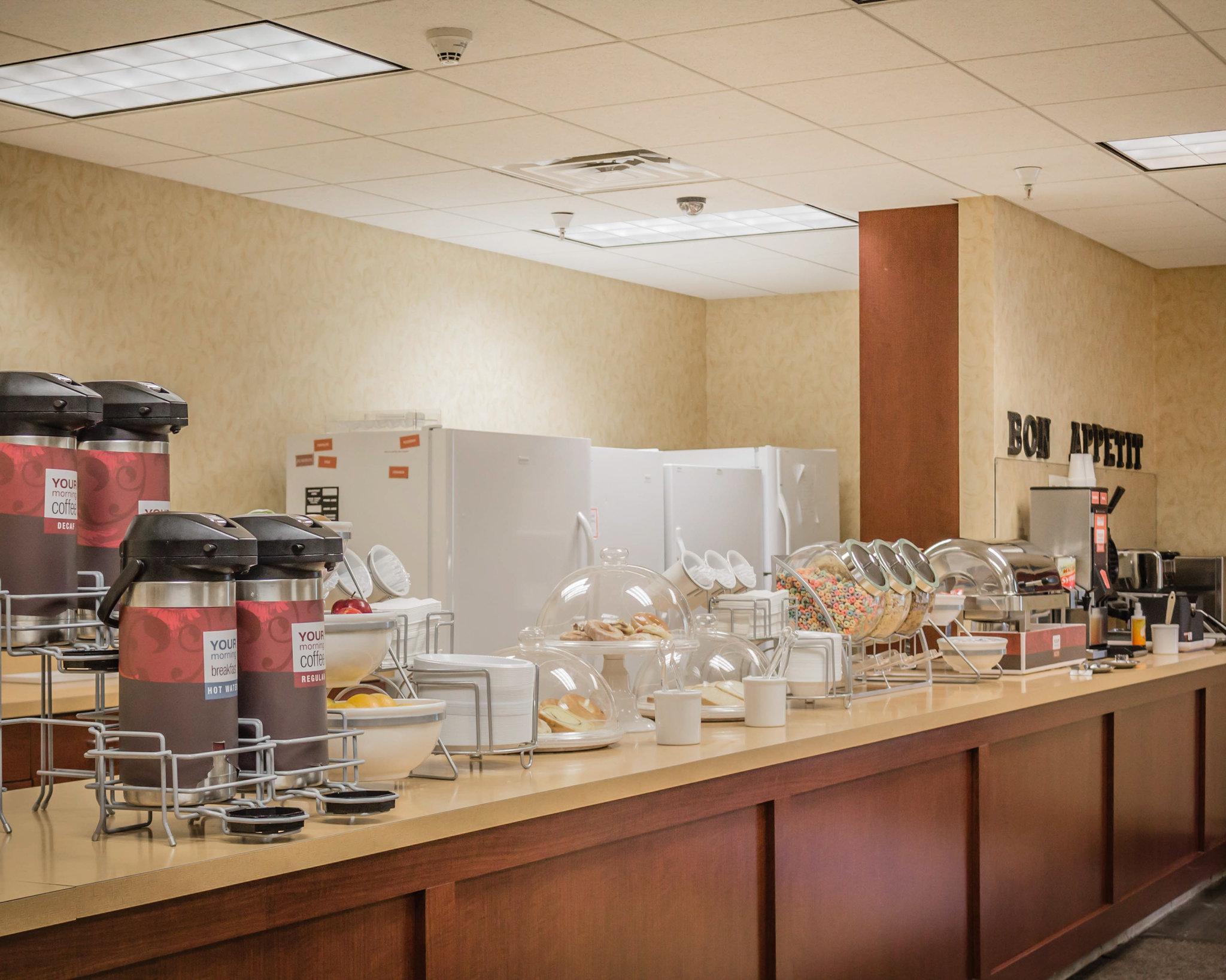 Comfort Suites Escanaba Bagian luar foto