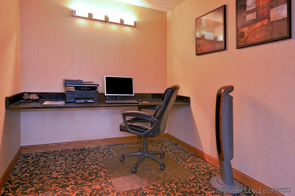 Comfort Suites Escanaba Bagian luar foto